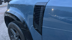 Land Rover Defender 3.0 D250 X-Dynamic SE 90 3dr Auto Diesel Estate